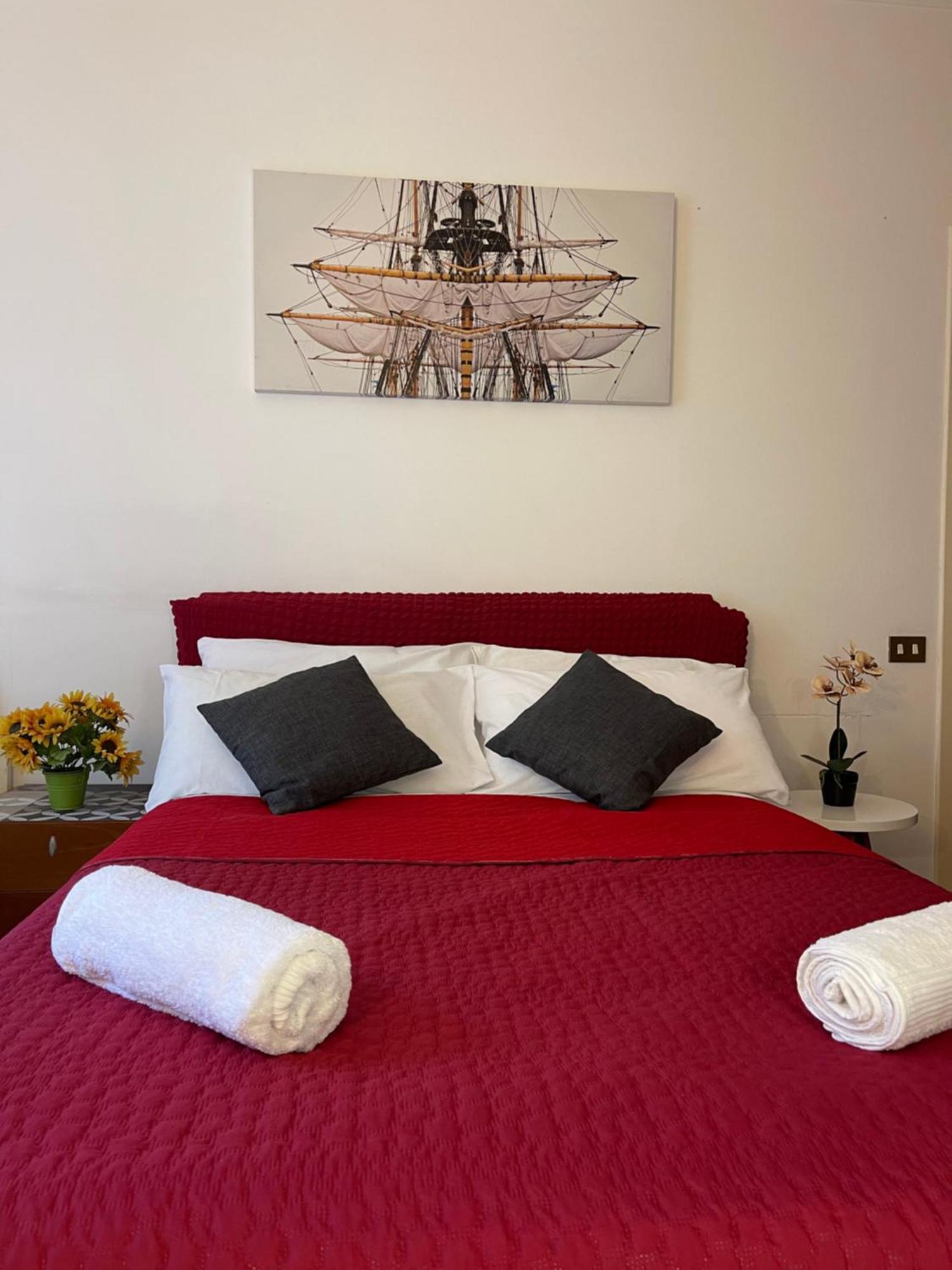 Bed and breakfast Holiday Colosseum Rome Extérieur photo