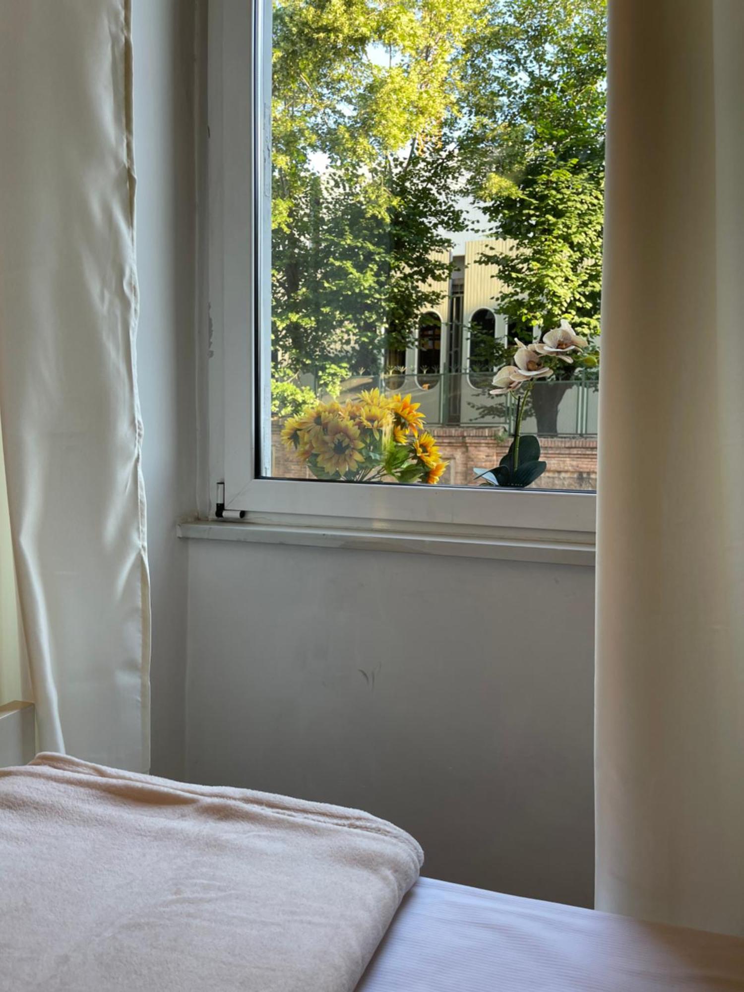Bed and breakfast Holiday Colosseum Rome Extérieur photo